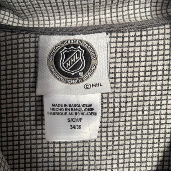 NHL Chicago Blackhawks Mens Pullover Small Gray 1/4 Quarter Zip Polyester NWT A3 - Picture 3 of 9